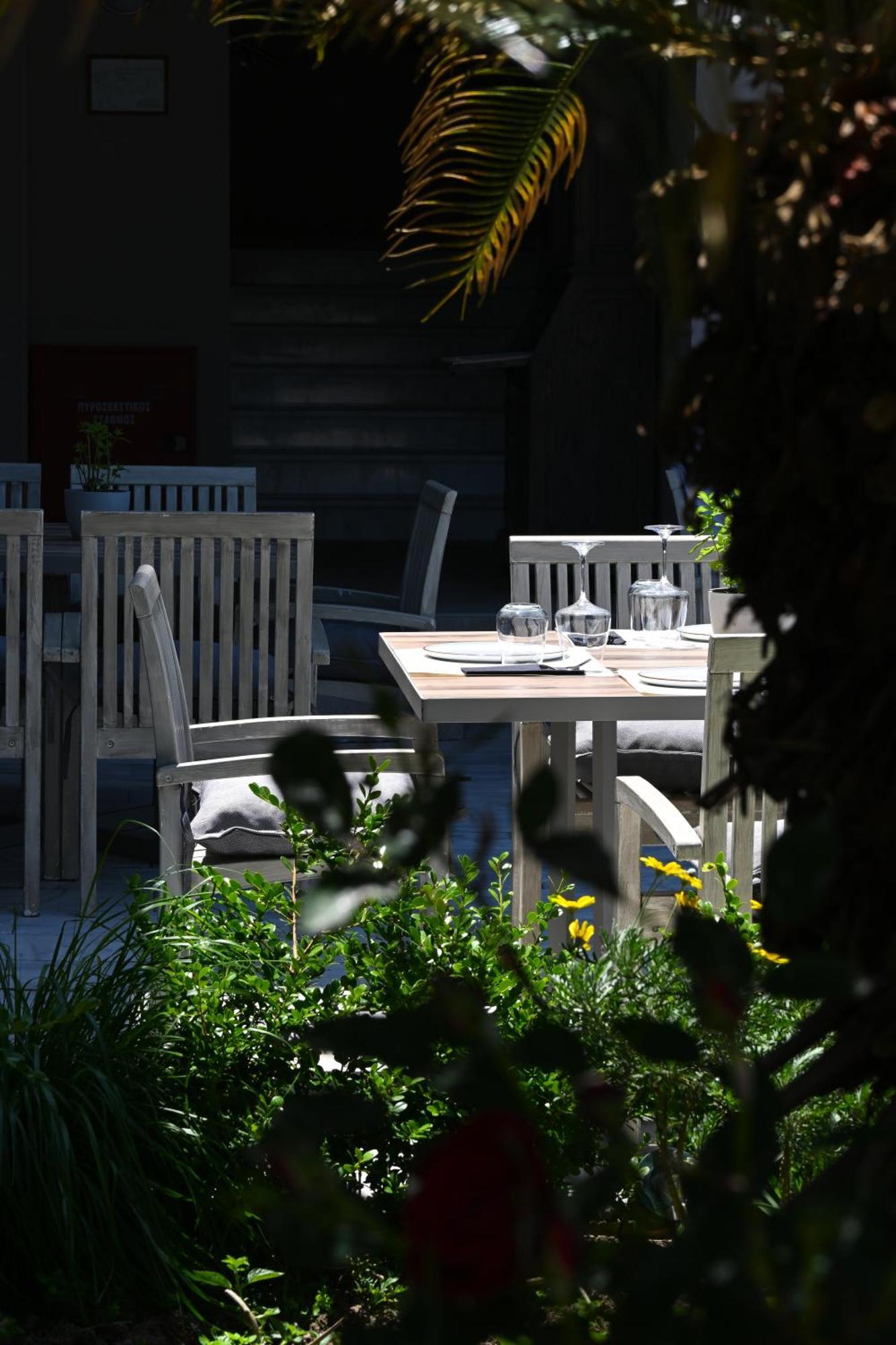 La Piscine Art Hotel, Philian Hotels And Resorts (Adults Only) Skiathos Town Exterior foto